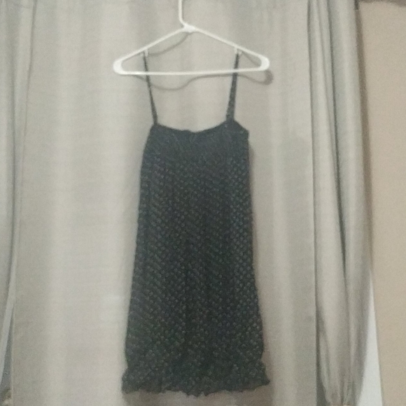 Polka dot ruffle girls dress - Picture 2 of 4